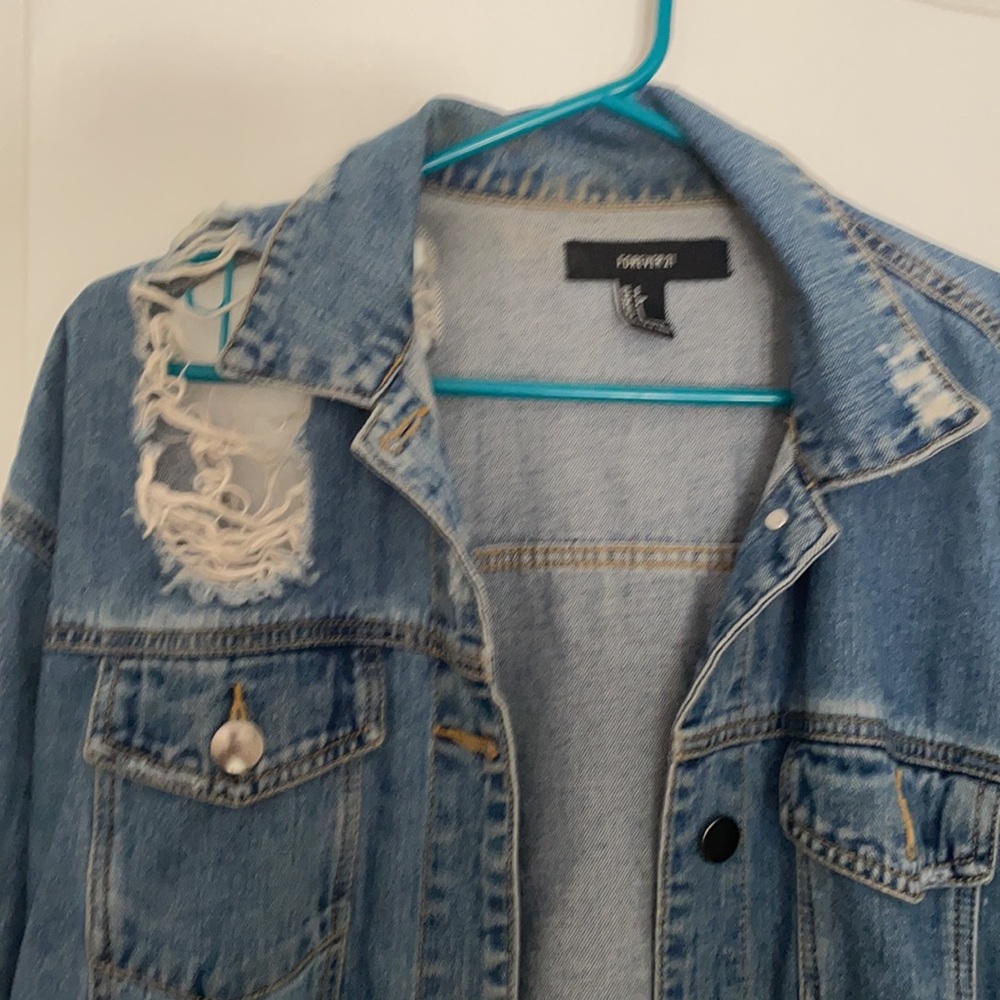 Jean jacket - Picture 3 of 11
